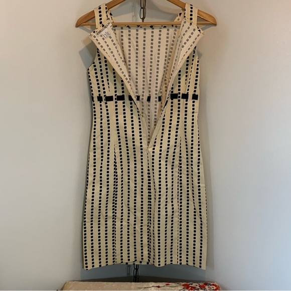 Noviello-Bloom Saks Dress - Picture 6 of 10